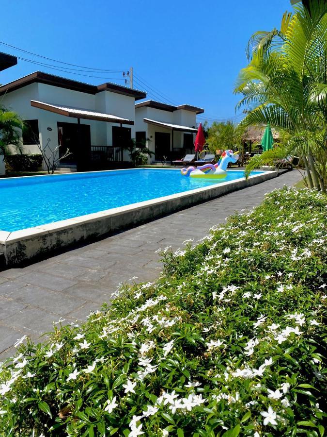 Yindee Lanta Villas Ko Lanta Exterior foto